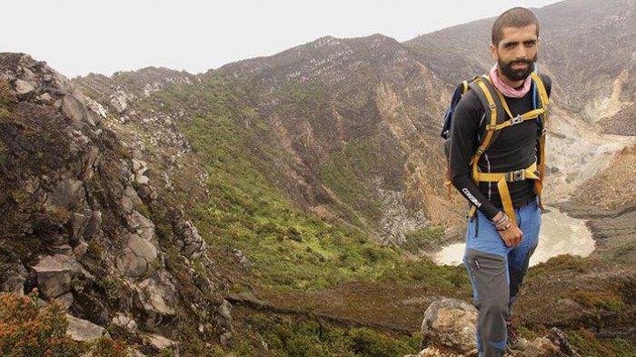 9 Perlengkapan yang Wajib Dibawa saat Mendaki Gunung, Ada Jas Hujan hingga Perlengkapan P3K