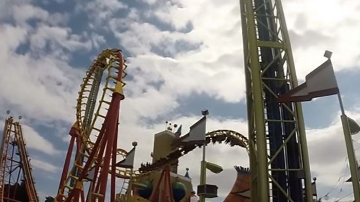 Miris! Masuki Area 'Terlarang', Pekerja Ini Meningga Tertabrak Roller Coaster