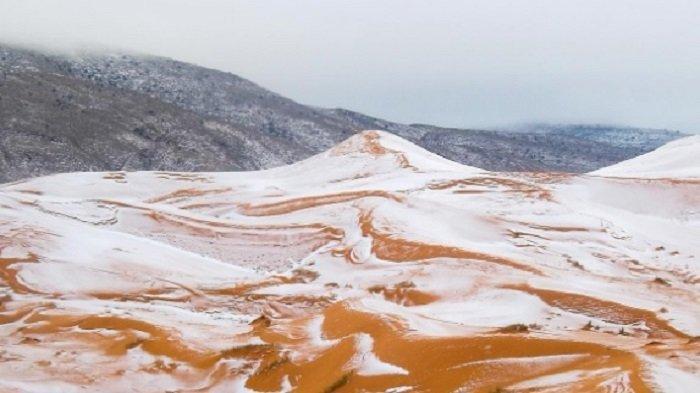 Gurun Sahara - Mengejutkan! Di Tengah Cuaca Panas, Wilayah di Afrika Ini Tiba-tiba Hujan Salju