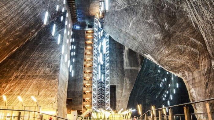 Jauh dari Kata Gelap dan Sunyi, Inilah Sederet Foto Kehidupan di Bawah Tanah yang Begitu Mewah