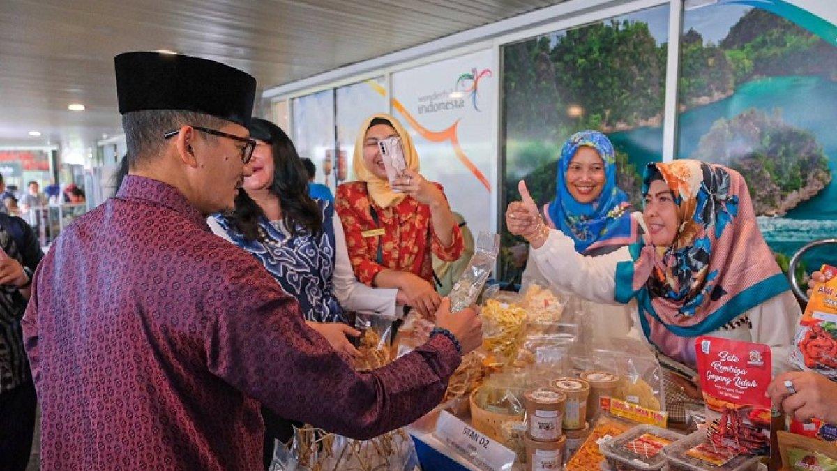 Bazar UMKM Ramadhan Fest 2023 Resmi Digelar, Sandiaga Uno: Pilihan Tempat Belanja untuk Lebaran