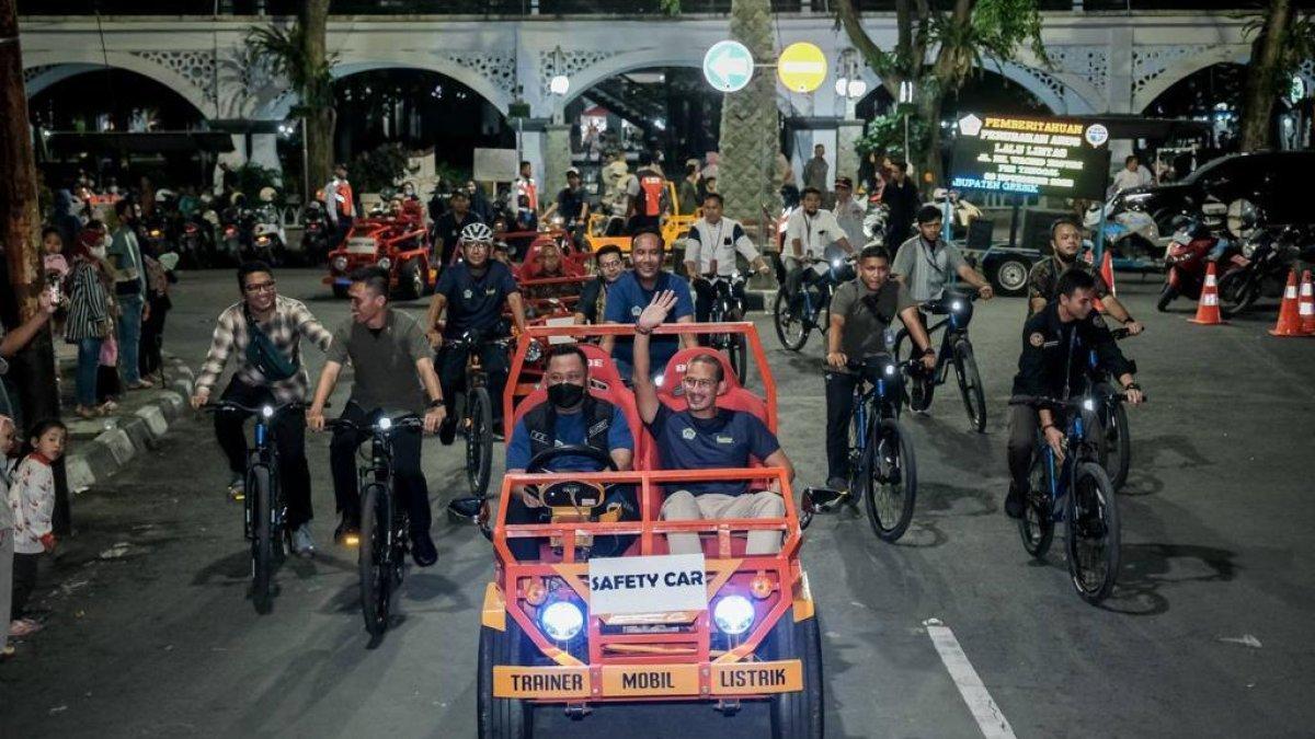 Sandiaga Uno Akui Terkesan Bandar Grissee Kini Jadi Ikon Wisata Baru di Gresik