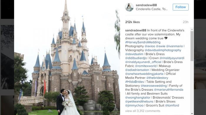 Cinderella Castle - Mau Main ke Lokasi Pernikahan Sandra Dewi? Catat Harga Tiket Masuknya ya