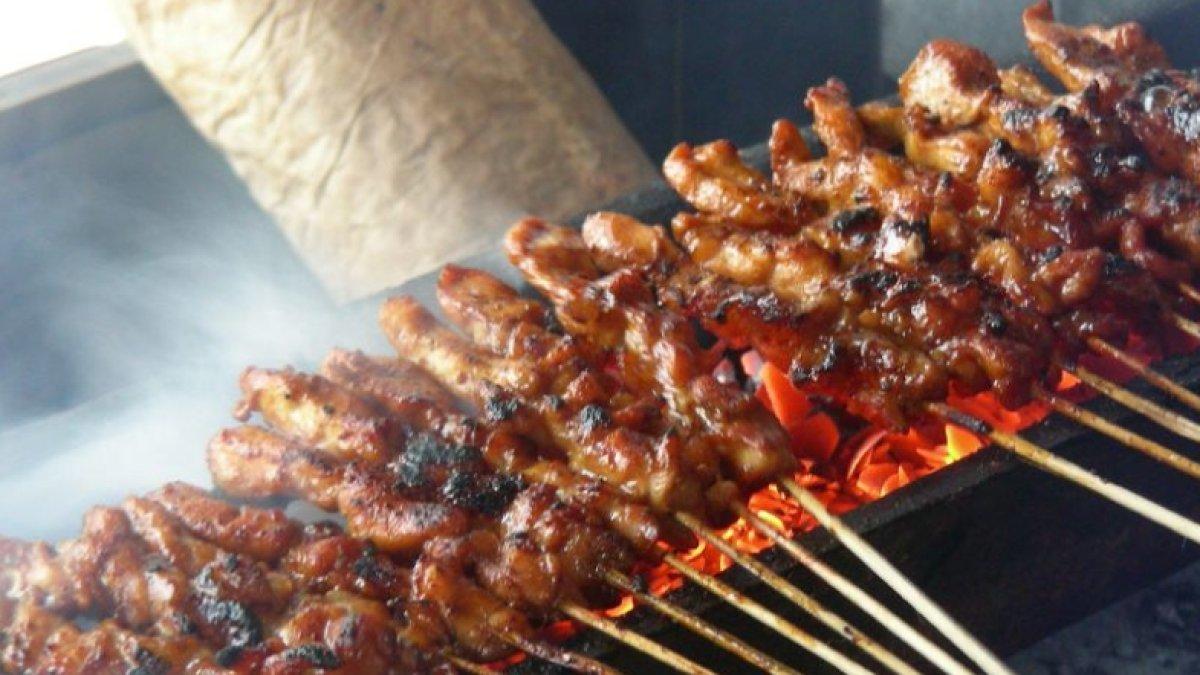 6 Kuliner Malam di Cirebon, dari Nasi Jamblang Ibu Nur sampai Sate Ayam Mangga Kersa