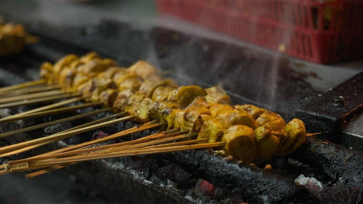 7 Sate Enak di Medan untuk Makan Malam, dari Sate Memeng sampai Sate Padang Al'fresco