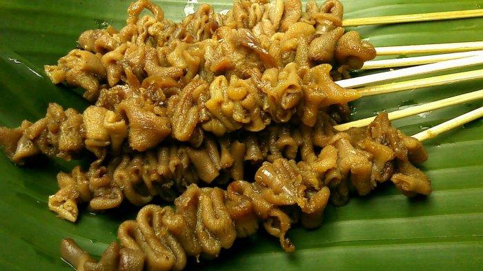 5 Makanan Lezat Khas Indonesia yang Terlihat 'Aneh'  di Mata Wisatawan Asing