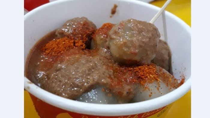 Kuliner Bangka - Modal Rp 7 Ribu, Puas Jajan Seblak Cilok yang Bikin Nagih! Ada Kejutan di Isinya