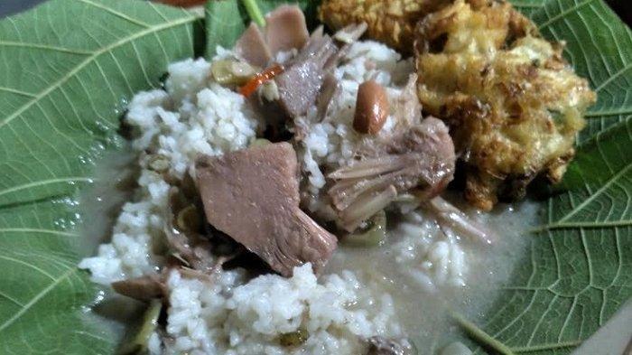 Menikmati Sego Tewel Mbah Rasiah, Kuliner Legendaris Khas Pati, Harga Cuma Rp 3 Ribu Per Porsi