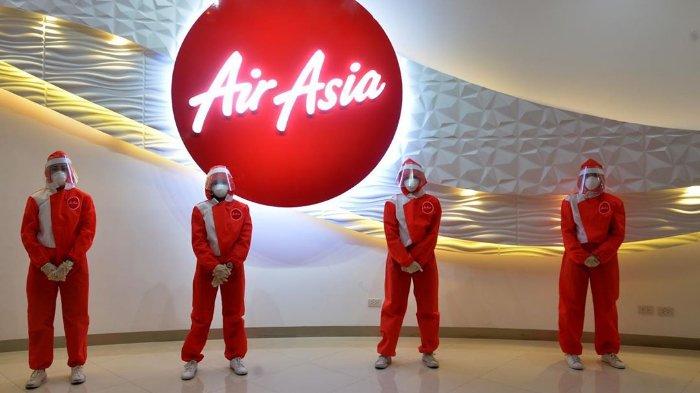 AirAsia Rilis Seragam Baru Mirip APD untuk Lindungi Awak Kabin dari COVID-19