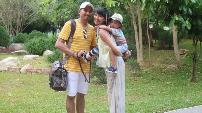 Sharena Gunawan - Liburan Jadi Hal Penting, Begini Cara Istri Ryan Delon Siapkan Wisata Keluarga