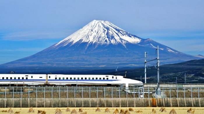 Dimana Tempat Duduk Terbaik di Kereta Shinkansen?