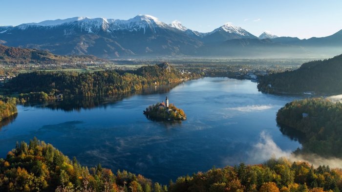 Bangga! Ini Deretan Negara Tercantik di Dunia Versi Rough Guide Reader, Indonesia Ada Lho