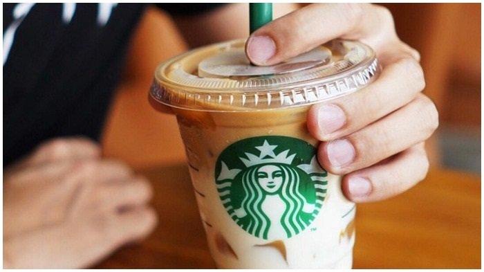 Wanita Ini Berhasil Pergoki Sang Pacar Selingkuh Lewat Gelas Starbucks, Videonya Viral di TikTok