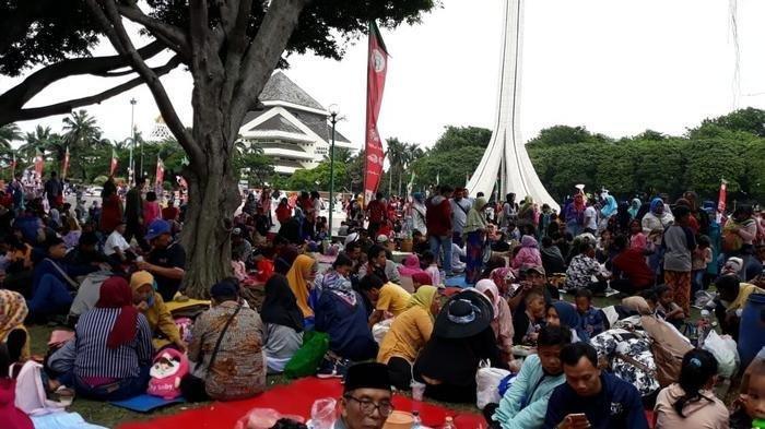 Libur Tahun Baru, TMII Dikunjungi Ratusan Ribu Wisatawan