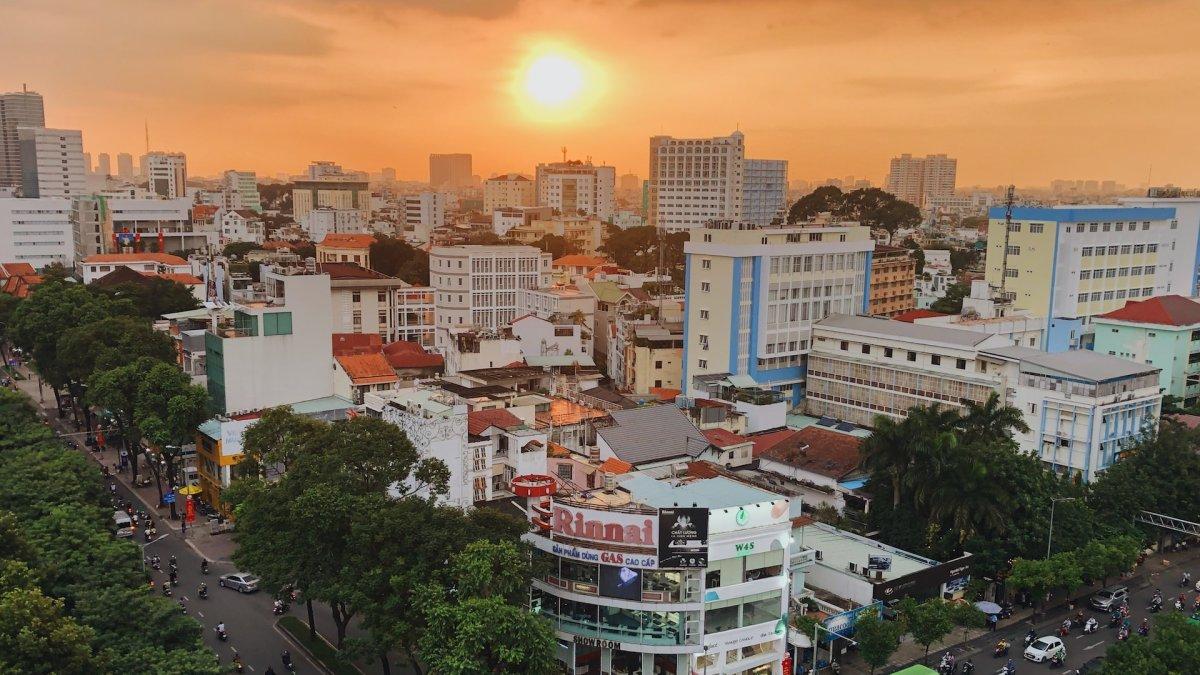 28 Fakta Unik Vietnam, Negeri Naga Biru yang Punya Festival Pasar Cinta