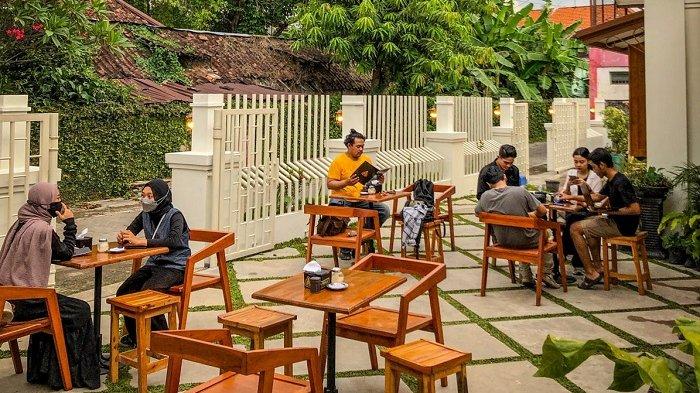 Barb Gris LS bilan jinsiy aloqa Ayollar bilan porno tomosha qilish