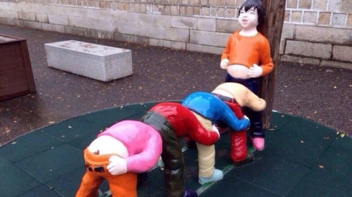 Tak Mendidik! Desain 10 Taman Bermain Ini Aneh Banget, Bikin Ortu Ogah Bawa Anaknya Ke Sini