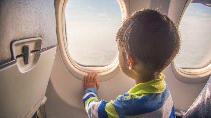 Tak Perlu Gadget, Benda yang Harganya Murah Ini Bisa Cegah Anak Kecil Rewel Saat Naik Pesawat