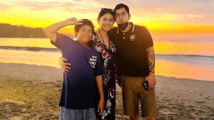 Thalita Latief Pamer Foto Jalan-jalan di Bali Bareng Pacar, Sang Anak Juga Ikut Liburan