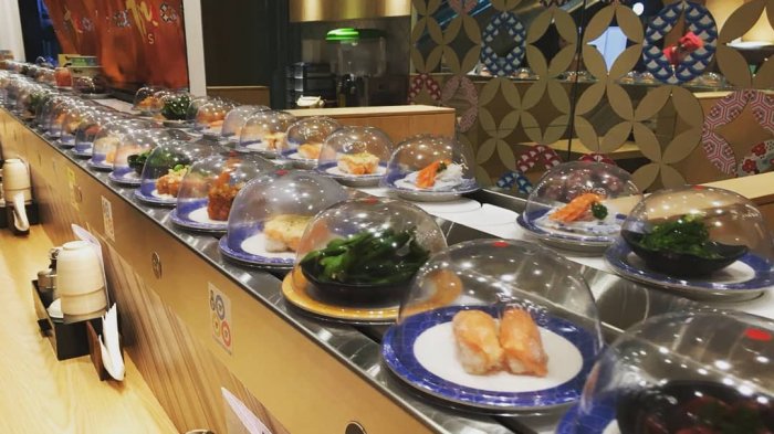 Porsinya Pas, Cobain Sensasi Makan Sushi Mulai Rp 10 Ribu di Restoran Ini! Ocha Dihargai Rp 3 Ribu