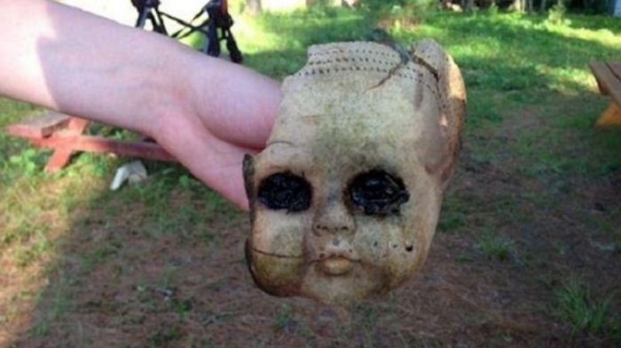 Hii, Bikin Merinding Massal! Inilah 10 Benda Tak Lazim yang Ditemukan di Dasar Danau