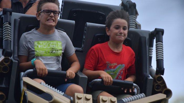 Nikmati Sensasi Menaiki Roller Coaster Paling Terkenal di Jepang Secara Virtual, Mau?