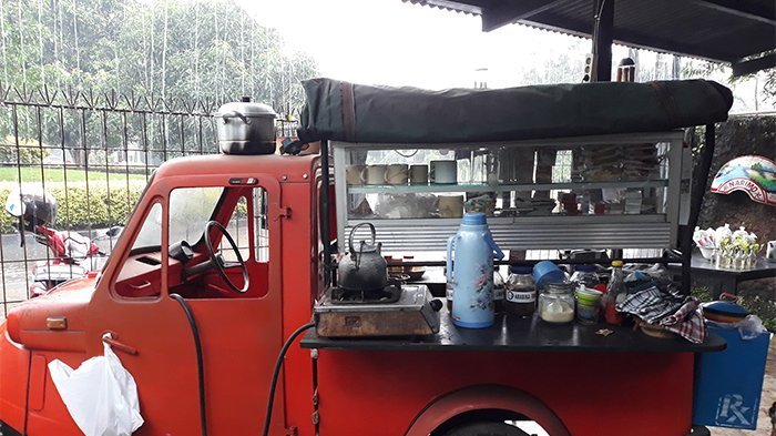 Warung Bemo, Tempat Ngopi di Kemang yang Siap Beri Pembeli Secangkir Kopi Gratis Jika Bawa Ini