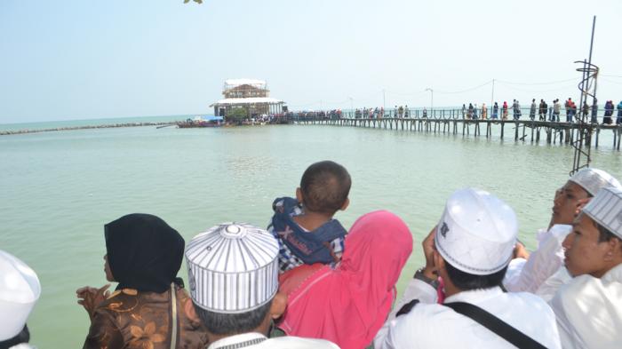 Cegah Penularan Covid-19, Tradisi Syawalan Sedekah Laut di Demak Ditiadakan