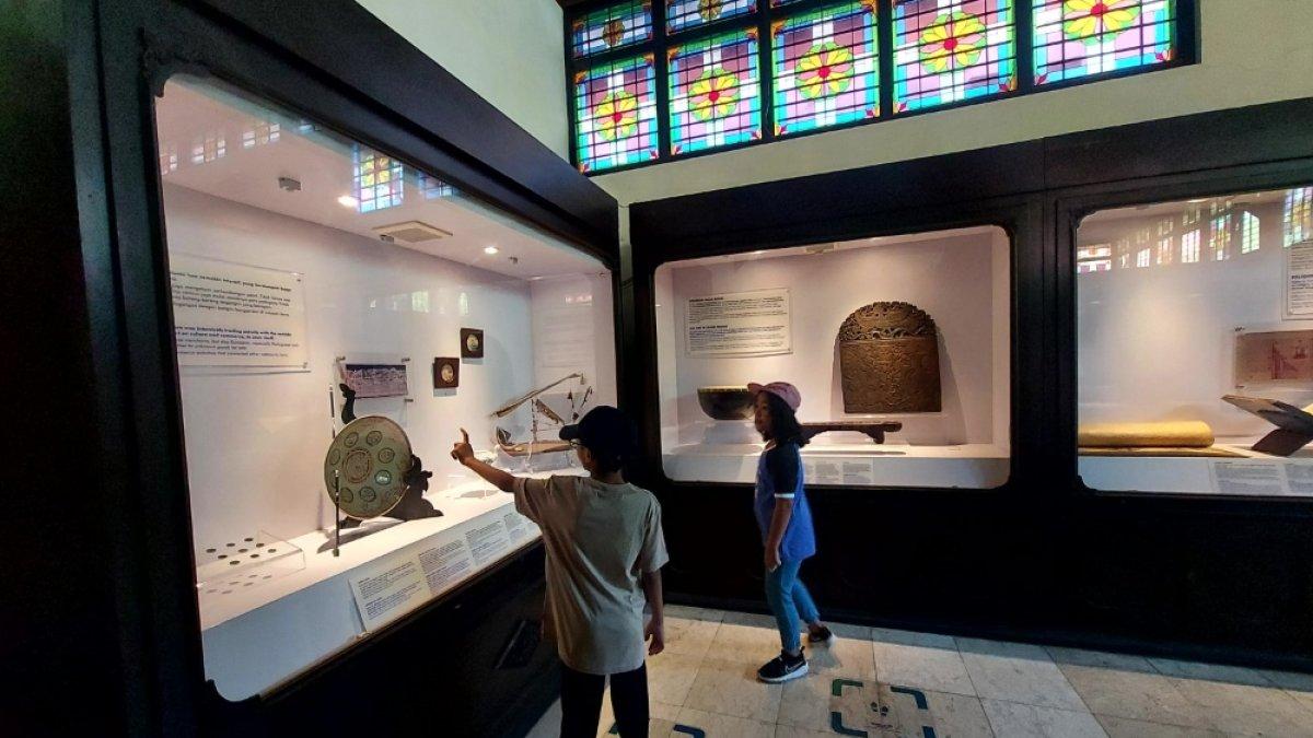 Museum Sonobudoyo, satu tempat wisata dekat Stasiun Lempuyangan Jogja buat liburan keluarga.