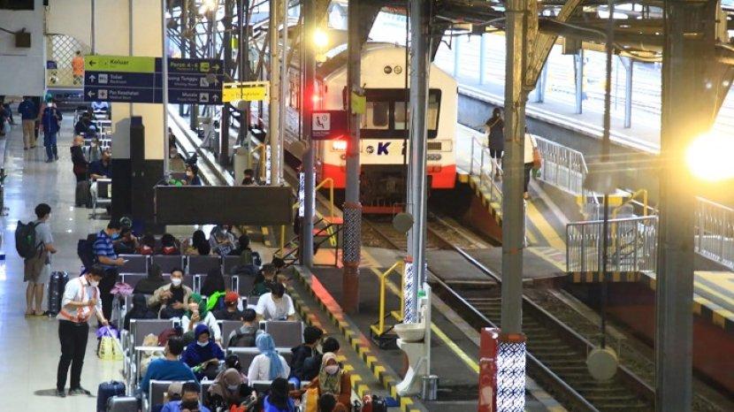 Traveling Naik Kereta Api Makin Seru dengan Layanan Rombongan, Simak Syarat dan Ketentuannya