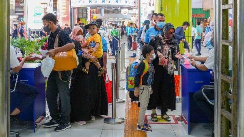 Beralih ke SatuSehat Mobile, Penumpang Kereta Api Tak Perlu Bawa Bukti Vaksin