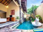 1-broom-clasic-privete-pool-villa-in-seminyak.jpg