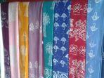 Batik-Khaman-adalah-oleh-oleh-ikonik-khas-Muara-Enim-Sumatera-Selatan.jpg