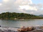 Batu-Lepe-Anambas.jpg