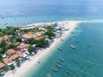 Bentang-panorama-Pulau-Gili-Ketapang-dari-ketinggian.jpg