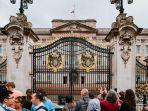 Buckingham-Palace-Inggris-buka-gerbang-utamanya-buat-wisatawan-untuk-pertama-kalinya.jpg