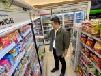 CEO-FamilyMart-Indonesia-gerai-inovasi-layanan-digital-FamiGO.jpg