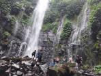Curug-Lawe-yang-berada-di-Lereng-Ungaran-Kabupaten-Semarang.jpg