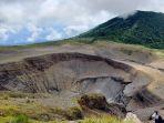 DESTINASI-Potret-Kawah-Tompaluan-Gunung-Lokon-di-Tomohon-Sulawesi-Utara-Minggu-162025.jpg