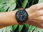 Deretan-jam-tangan-yang-cocok-dipakai-saat-traveling.jpg