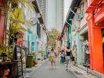 Deretan-pusat-oleh-oleh-di-Haji-Lane-Singapura.jpg