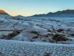 Fenomena-embun-upas-atau-bun-upas-di-Gunung-Bromo-Jawa-Timur-beberapa-tahun-lalu.jpg