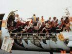 Foto-Aloha-Airlines-243-yang-melakukan-pendaratan-darurat-di-Maui-Hawaii-pada-28-April-1988.jpg
