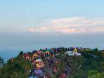 Gunung-Andong-via-Pendem.jpg