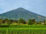 Gunung-Ciremai-di-Majalengka-Jawa-Barat.jpg