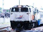 Ilustrasi-Kedatangan-Kereta-Api-di-Stasiun-Purwosari-Solo.jpg