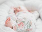 Ilustrasi-bayi-yang-tidur-siang-saat-musim-dingin.jpg
