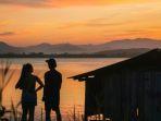 Ilustrasi-bertemu-jodoh-saat-liburan-ke-sungai.jpg