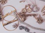 Ilustrasi-perhiasan-cincin-hingga-kalung.jpg