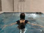 Ilustrasi-wisatawan-berendam-di-pemandian-air-panas.jpg